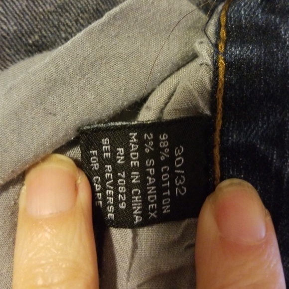 Jeans - Picture 2 of 4